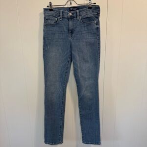 Gap Denim Women's Blue Jeans size 8 straight